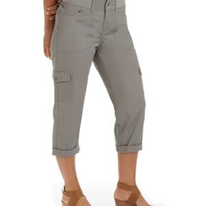 Lee relaxed fit 1889 capris Outlet